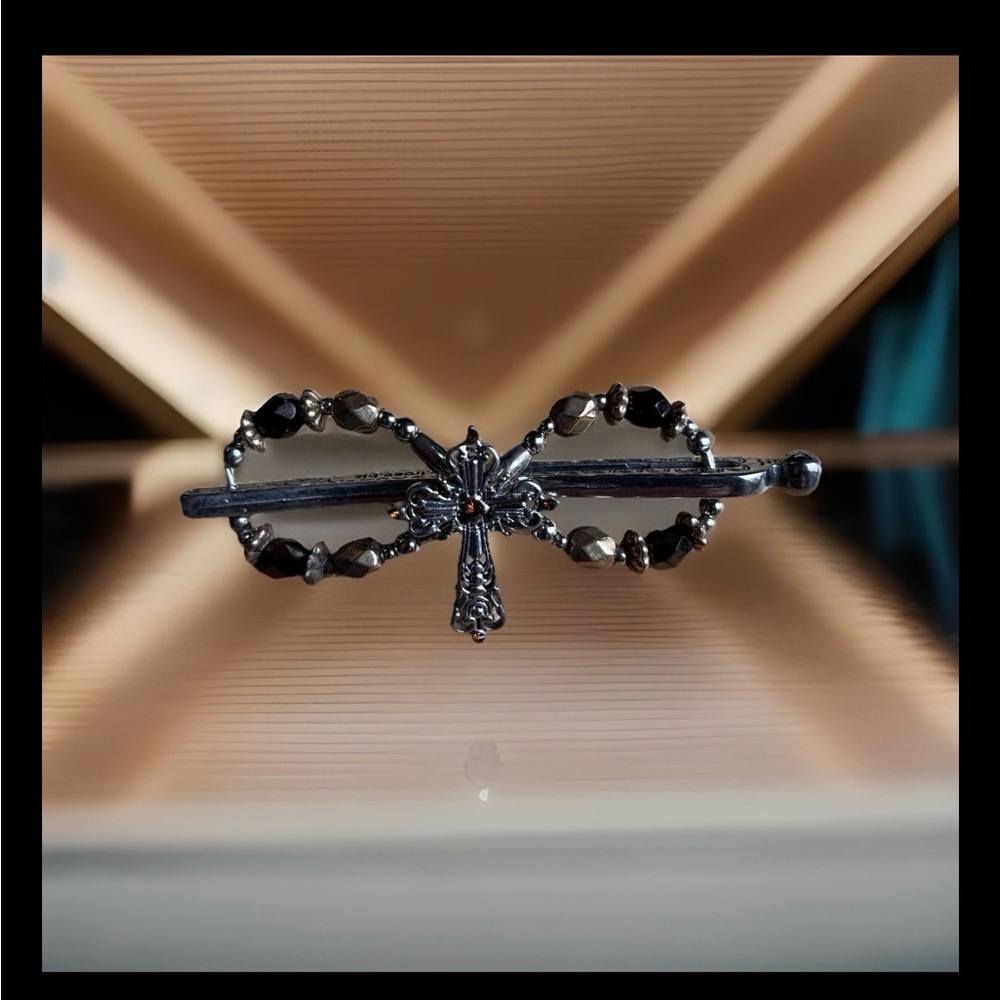 Beautiful LILLA ROSE FLEXI HAIR  CLIP- Cross w/Brown & Bronze Color Beads Sz Sm